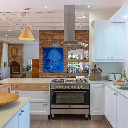 Вилла Unique Hout Bay House Экстерьер фото