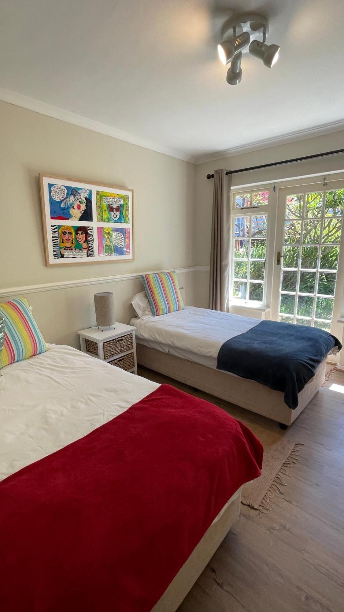 Вилла Unique Hout Bay House Экстерьер фото
